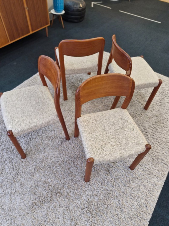 Image 1 of Ensemble de 4 chaises de salle à manger danoises en teck