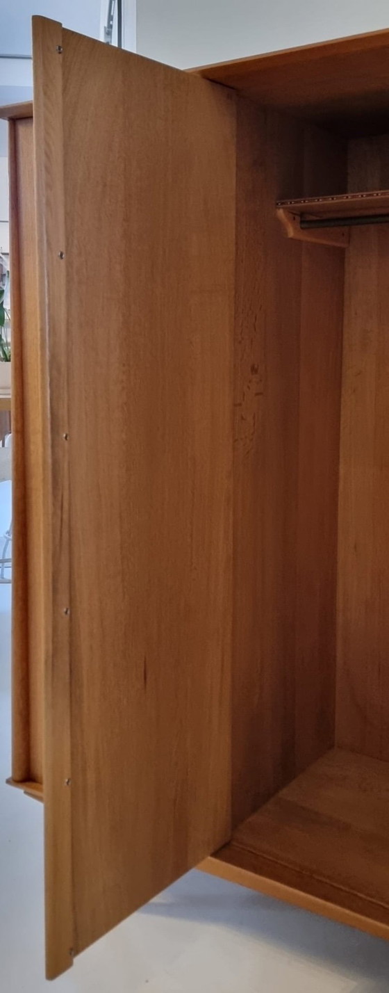 Image 1 of guardaroba di metà secolo