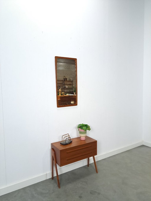 Deense teak set met AP Mobler ladekast en spiegel