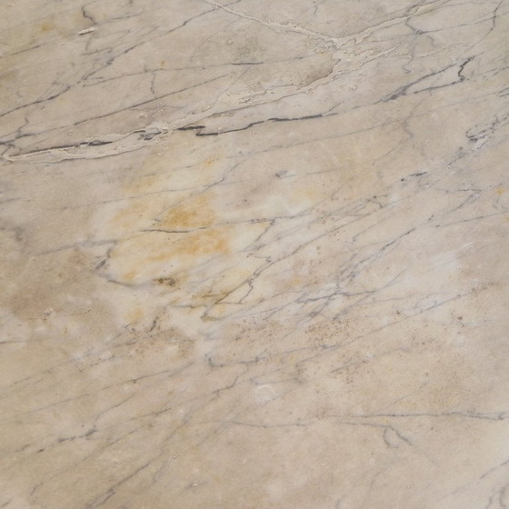 Table de bistrot avec plateau en marbre et bordure en laiton, début du XXe siècle – Tables de salle à manger (photo 8 of 20)