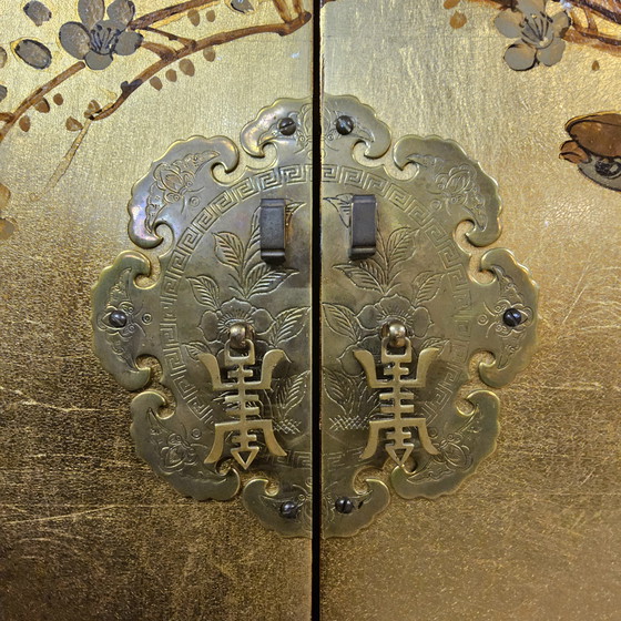 Image 1 of Vintage Chinese kast bladgoud en bloemen / oosterse kast / bohemian kast / Aziatische kast 