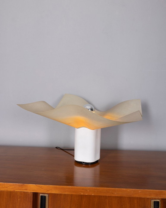 Applique "Area" vintage anni '70, disegnata da Mario Bellini per Artemide – Carta (photo 9 of 14)
