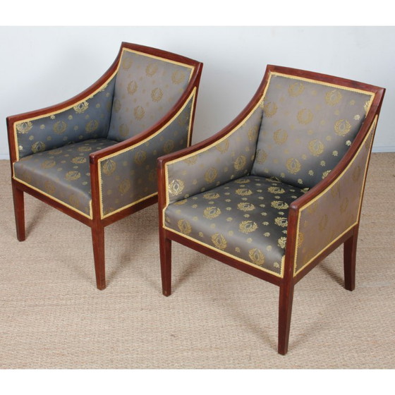 Image 1 of Een paar fauteuils in de stijl van Jean-Michel Frank uit de jaren 1930-1940.