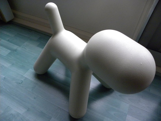 Magis Puppy, Design Sculpture by Eero Aarnio – Plastic (photo 4 of 15)