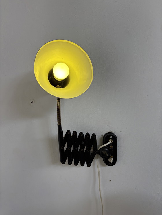 Image 1 of Hala gele schaarlamp jaren’60