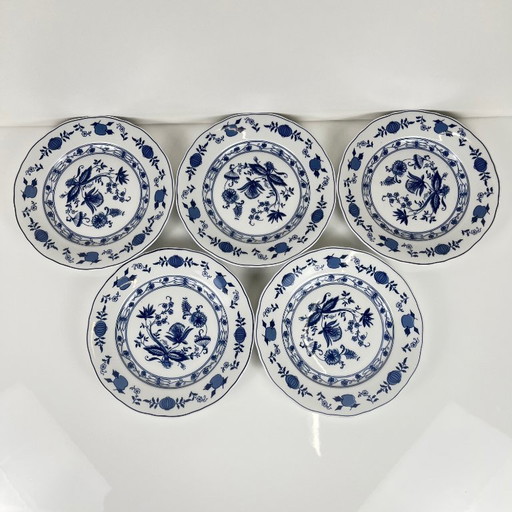 Set van 5 dessertbordjes met blauw uienpatroon van Wellco, porselein.