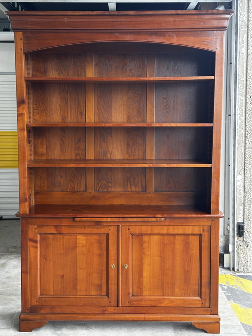 Libreria in legno massello di ciliegio con piano di scrittura scorrevole - manifattura del XX secolo