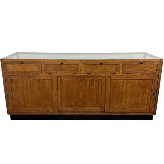 Image 1 of Grote vintage eikenhouten winkelvitrine