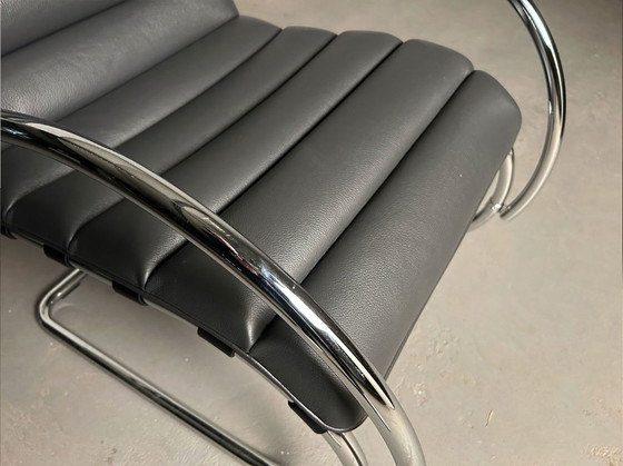 Image 1 of MR40, Mies van der Rohe para Knoll - Sala de exposición