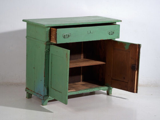 Central European chest of drawers with original green paint – Tyrol, circa 1890 – Brass, Rustic (photo 22 of 40)