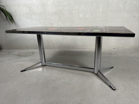 Couchtisch im Mid-Century-Stil – Keramik und Chrom – Couchtische, Chrome, Ceramic, Vintage (photo 4 of 10)
