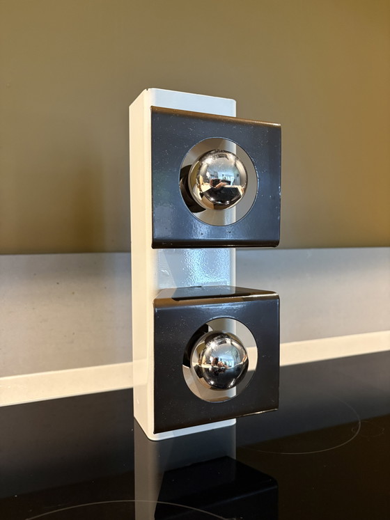 Vintage Massive Wall light 70s – Metal (photo 6 of 6)