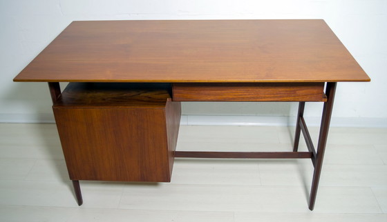 Image 1 of Vittorio Dassi Mid-Century Modern Italienischer Teakholz-Schreibtisch und Stuhl, 1950er Jahre