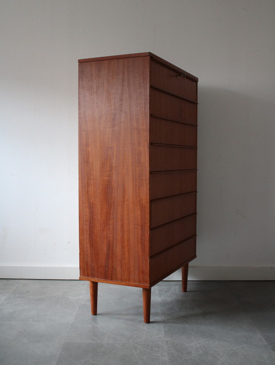Image 1 of Vintage Deense ladekast in teak, tallboy