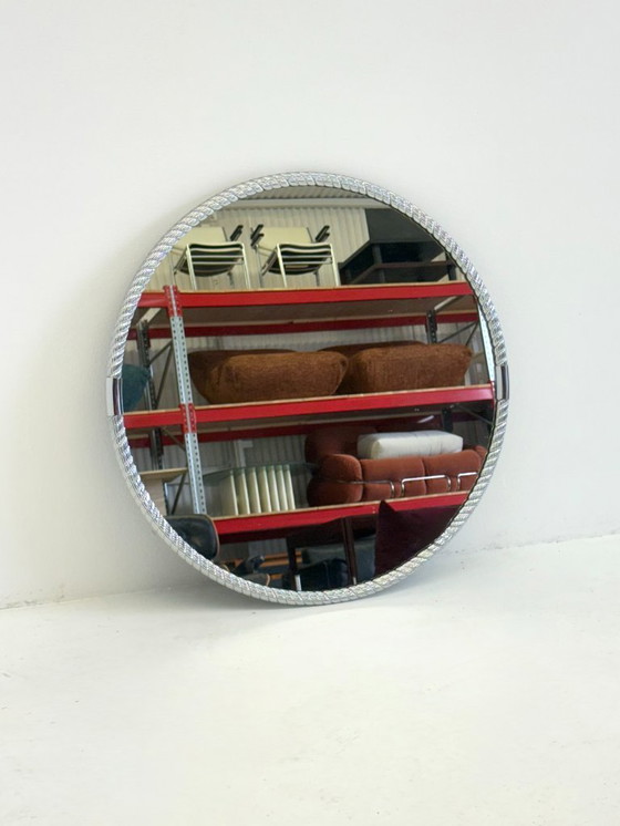 Image 1 of Ronde vintage spiegel met buisframe