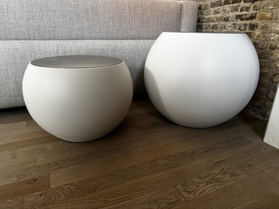 Meridiani Bongo – Due Tavolini di design italiani esclusivi – Plastica (photo 4 of 5)