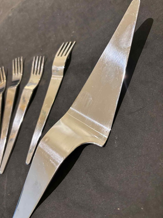 Image 1 of Servire un dessert Modernista Herdmar Portogallo