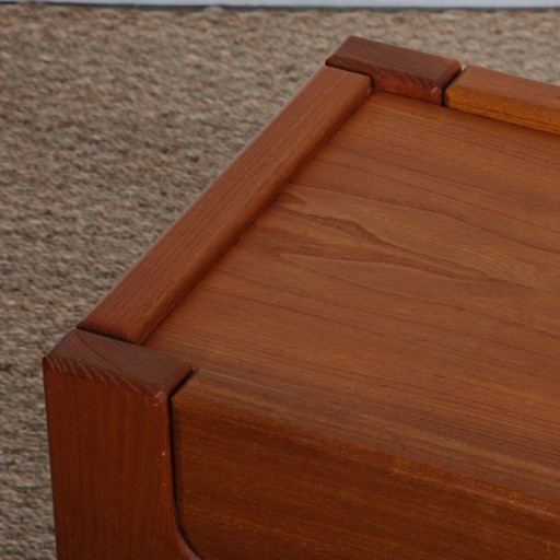 Table de chevet vintage en orme massif, 1980