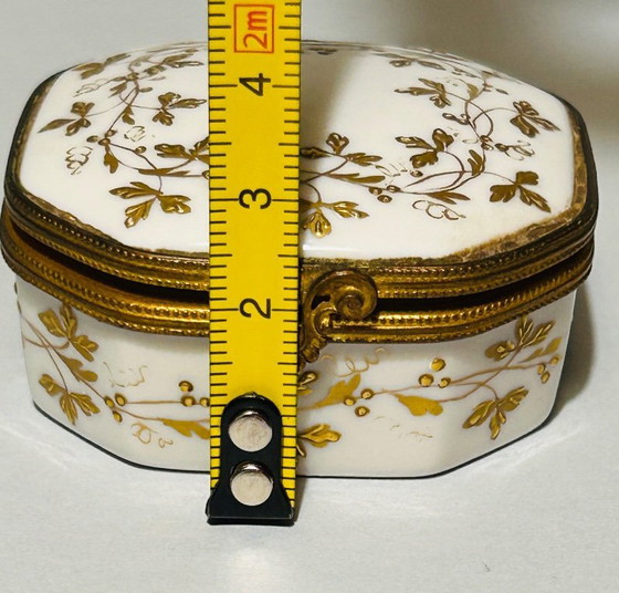 Image 1 of CAMILLE LE TALLEC PARIS - HAND-PAINTED JEWELRY BOX