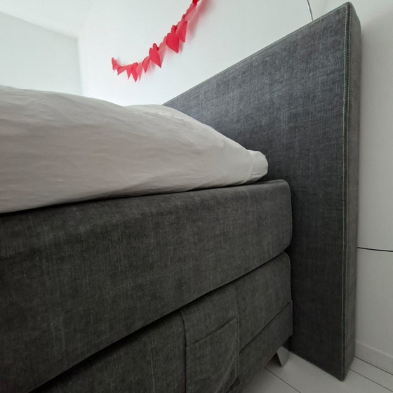 Image 1 of Base de colchón Swiss Sense | Tamaño único 200×220 cm | En perfecto estado + luces
