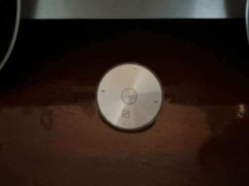 Bang & Olufsen - BEOSOUND 8