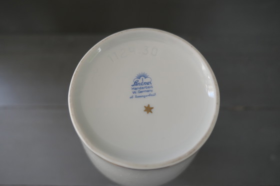 Image 1 of Vintage Lindner Handarbeit W. Germania Vaas