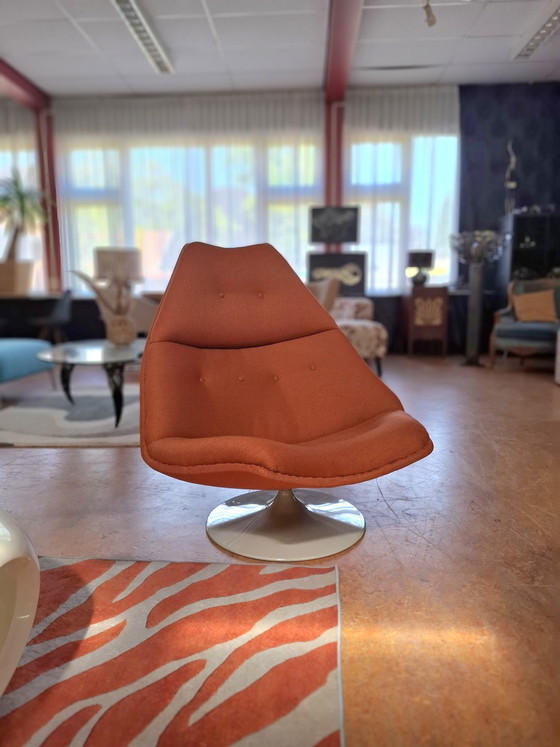 Image 1 of Artifort f510