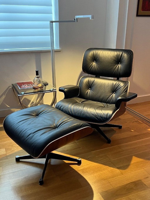 Vitra Eames Grote Leren Lounge Stoel en Ottoman, Zwart/Palisander