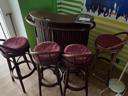 1 60's Tiki bar with 4 stools