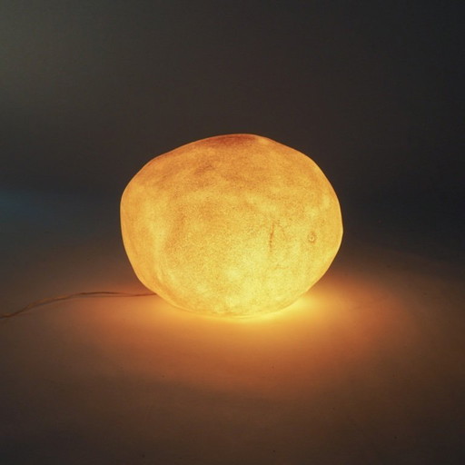 Dora Moon Rock Lamp by André Cazenave – tafellampen, Fiberglass (photo 2 of 16)