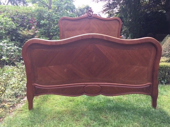 Image 1 of Letto con struttura in stile Luigi XV | 130x190