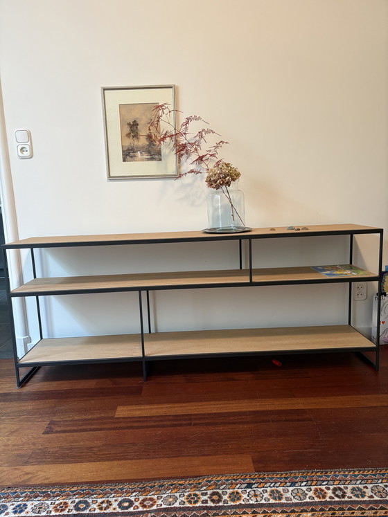 Image 1 of Bert Plantagie Luna side table