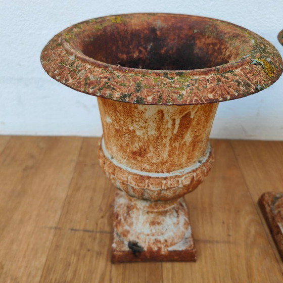 Image 1 of Gietijzeren tuinvazen, plantenbakken bloembakken. Set prijs  