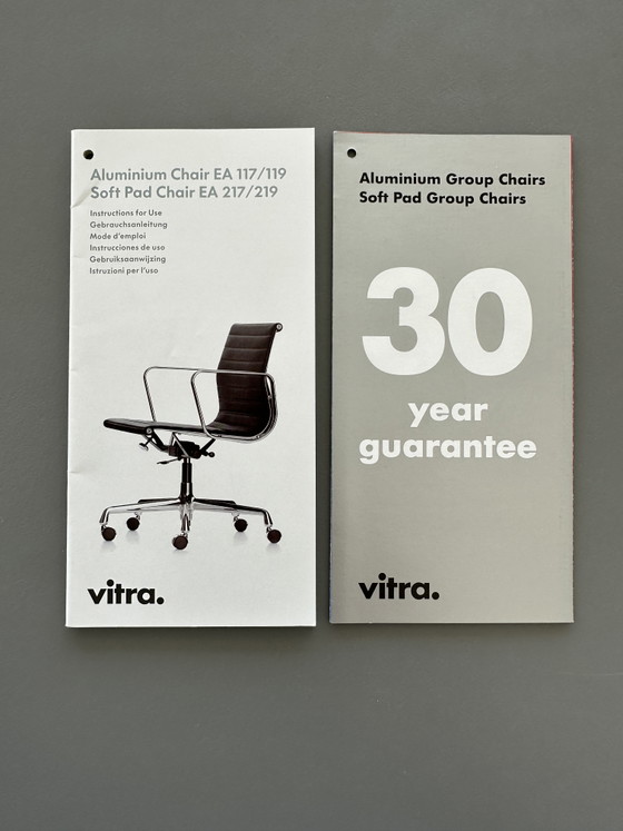 Image 1 of Vitra EA 117 bureaustoel