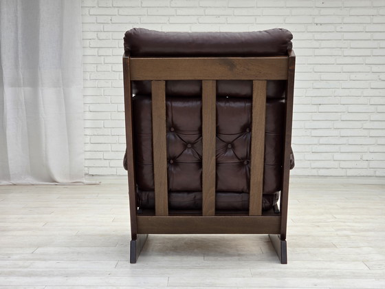 Image 1 of 1970, Scandinavische fauteuil met hoge rugleuning, bruin meubelleder, donker beukenhout.