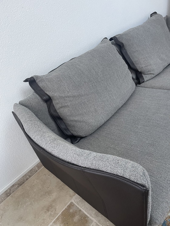 Image 1 of 2x Zitbank Milton JR