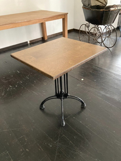 Hermosas mesas de bistró francés