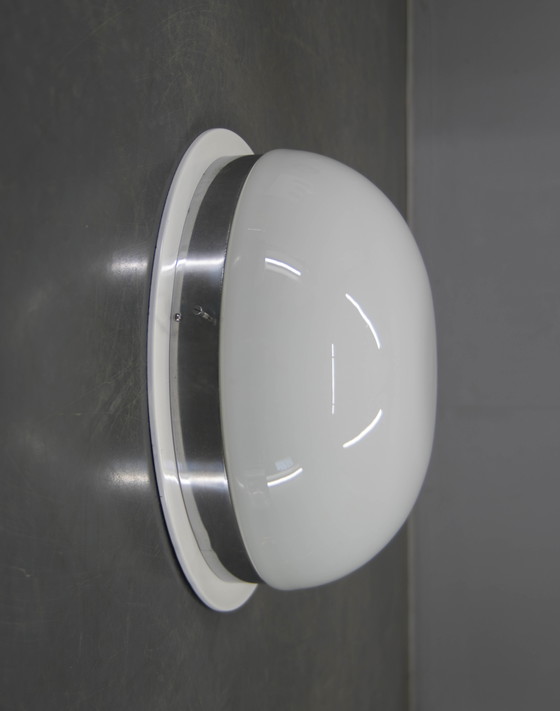 Image 1 of Grote Bauhaus chromen wand- of inbouwlamp, jaren 1940