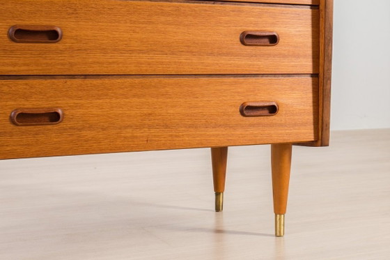 Image 1 of Cassettiera scandinava in teak, anni '60, stile Mid-Century Modern.