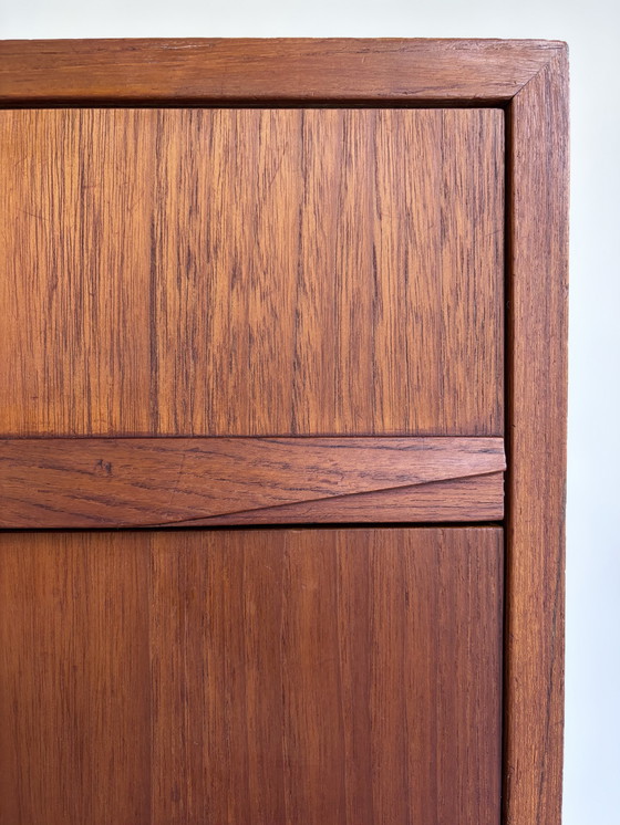 Image 1 of Cassettiera vintage danese in teak