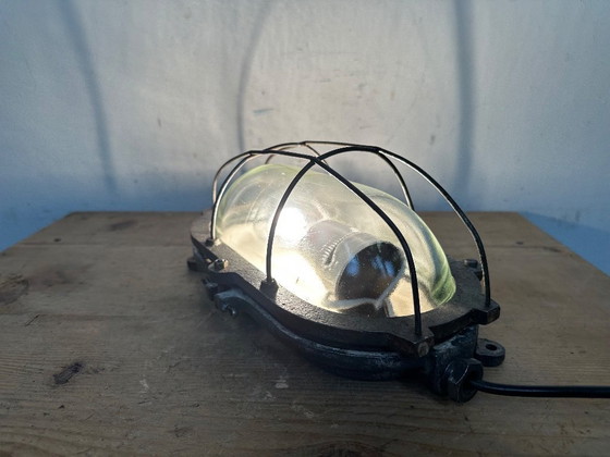 Image 1 of Industrielle Wandleuchte aus Gusseisen, 1960er Jahre