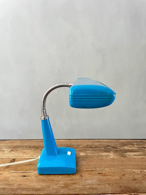 Image 1 of Lampe de bureau Glamor vintage Mid Century bleu vif du Japon