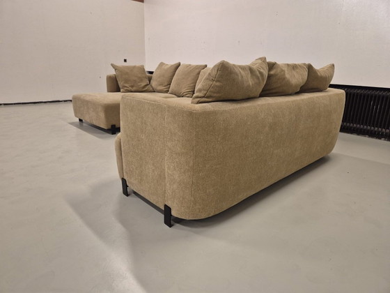Image 1 of 30% DE DESCUENTO EN LA SALA DE EXPOSICIÓN - Sofá esquinero - Lamia - Ocre - Nuevo - Tendencia