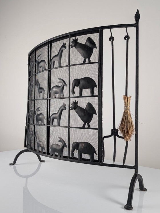 Image 1 of Parascintille in ferro battuto realizzato da Atelier Marolles, Francia, anni '50.