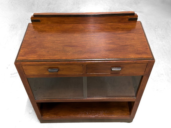 Image 1 of Mueble auxiliar Art Déco al estilo de la Escuela de Ámsterdam