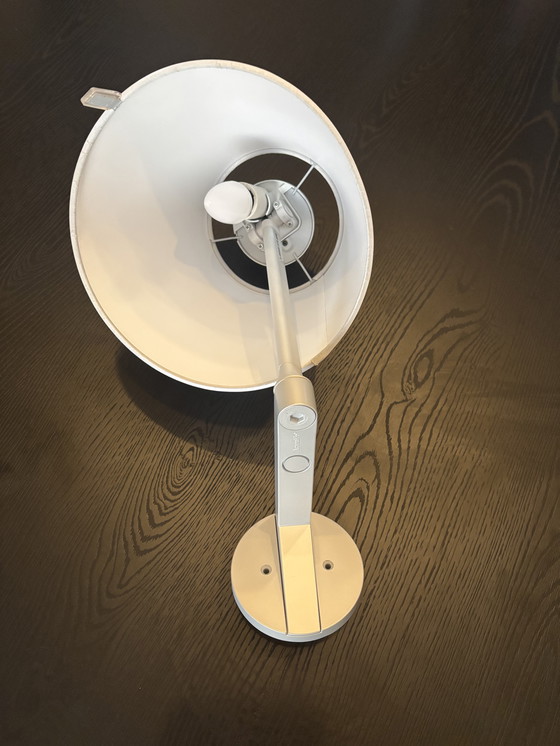 Image 1 of Artemide Melampo Parete Wandleuchte, entworfen von Adrien Gardère.