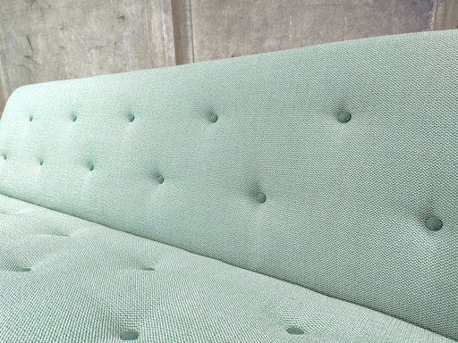 Kho Laing Ie, Artifort C671 Sofa