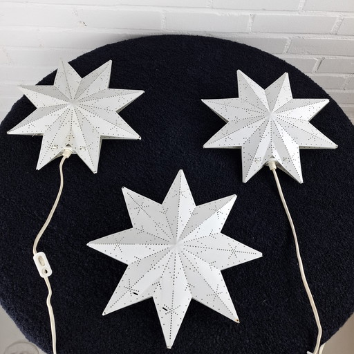 3 Vintage-Weihnachtssterne aus perforiertem Metall, weiß, 70er Jahre
