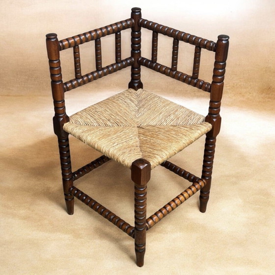 Antiker Bobbin Eckstuhl | Binsensitz | Perfekter Zustand | 1920er-1930er Jahre – Hocker, Wood (photo 11 of 14)