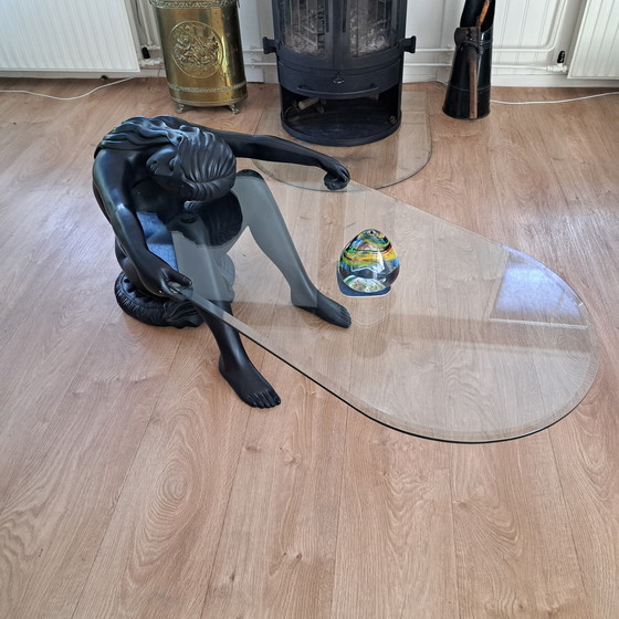 Image 1 of Coffee table